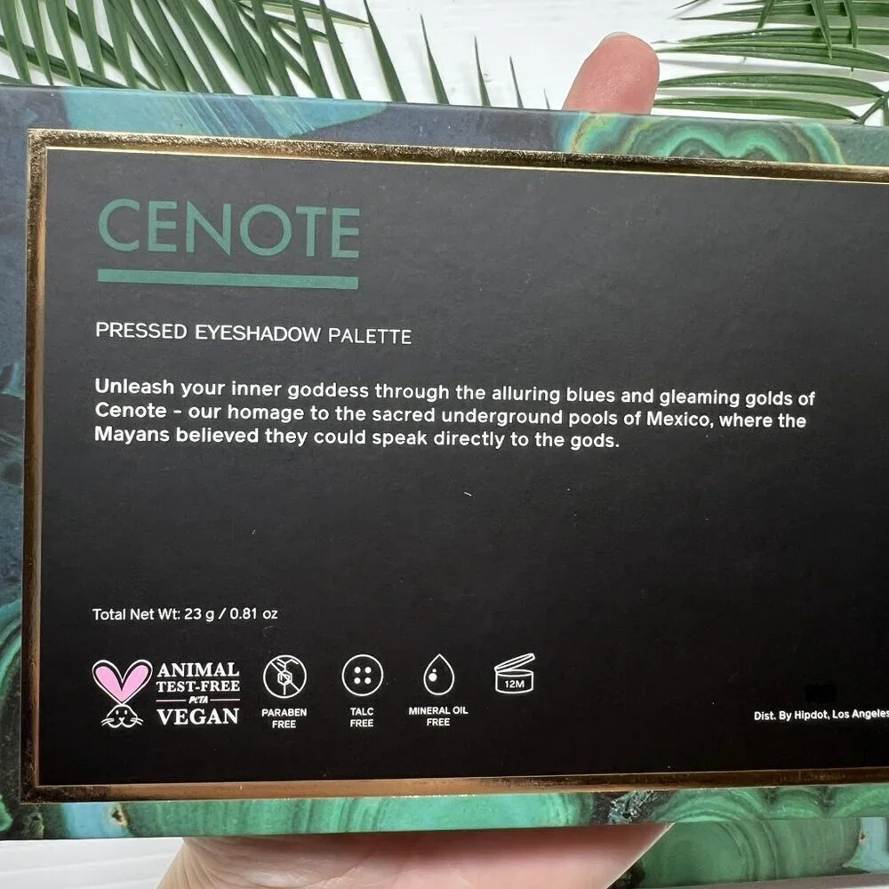 Hipdot Cenote Eyeshadow colorful bright artistic stage makeup